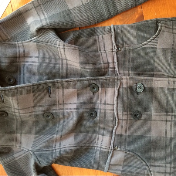 Beautifully made ZUMIEZ jacket- unfinished seams S - Picture 8 of 8